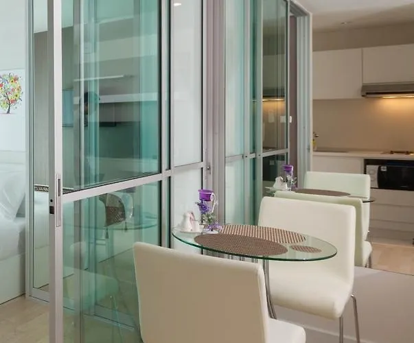 Lejlighedshotel The Cube Government Complex Laksi